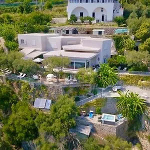 https://villa-santa-maria-luxury-villa.hotels-amalfi.com